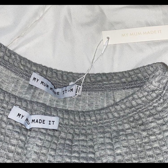 Quilted shorts - Picture 2 of 4